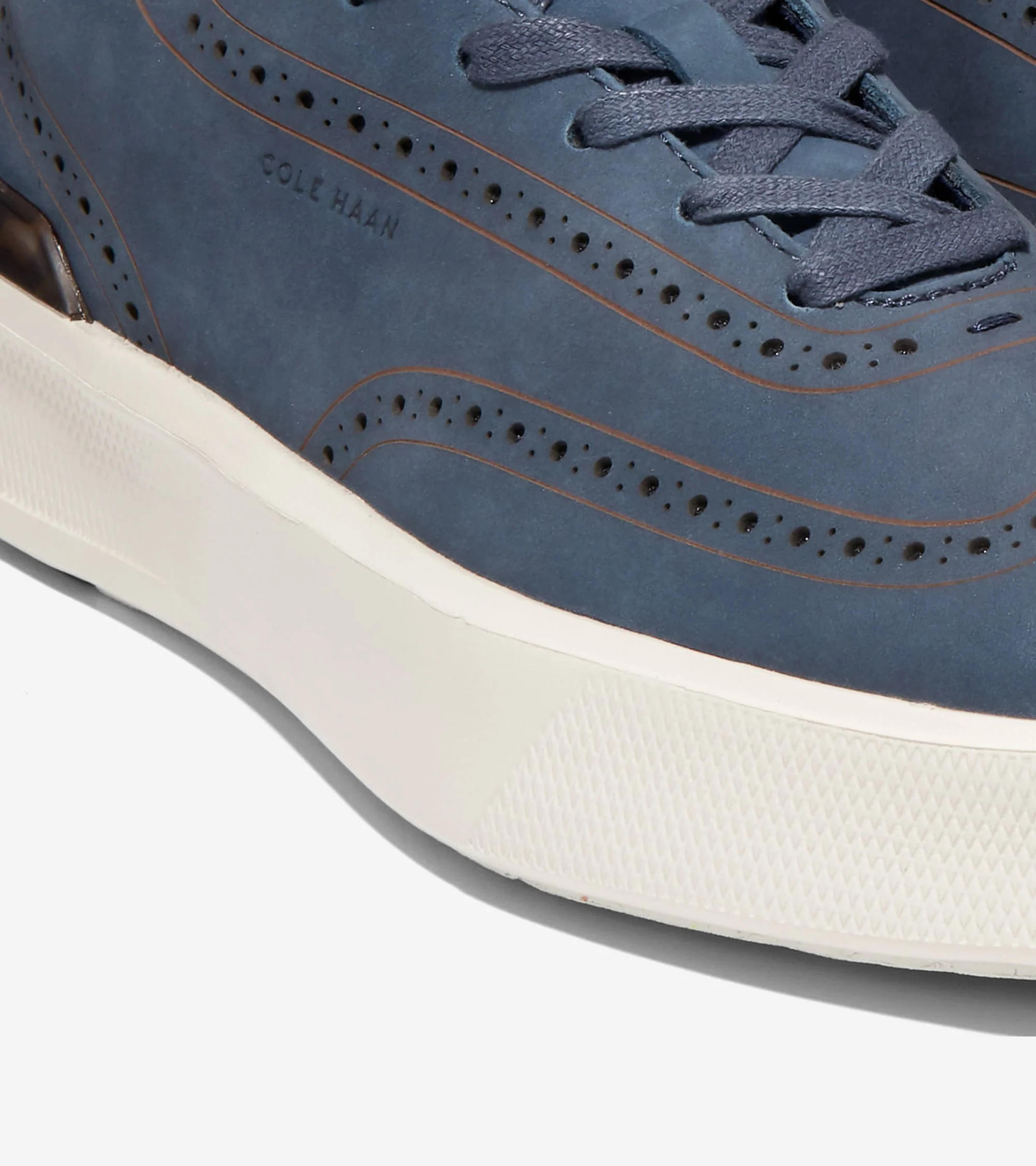 Hombre GrandPrø Crew Wingtip Sneakers - Image 7