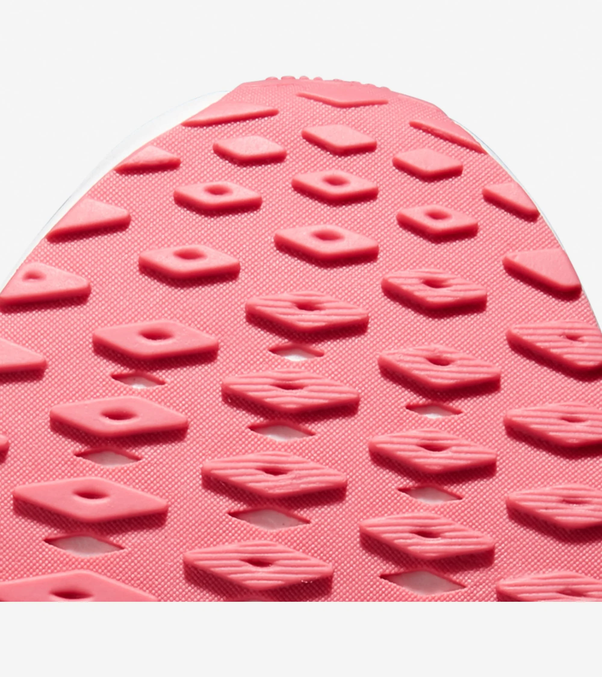 Mujer  ZERØGRAND Outpace 3 Running Shoe - Image 10