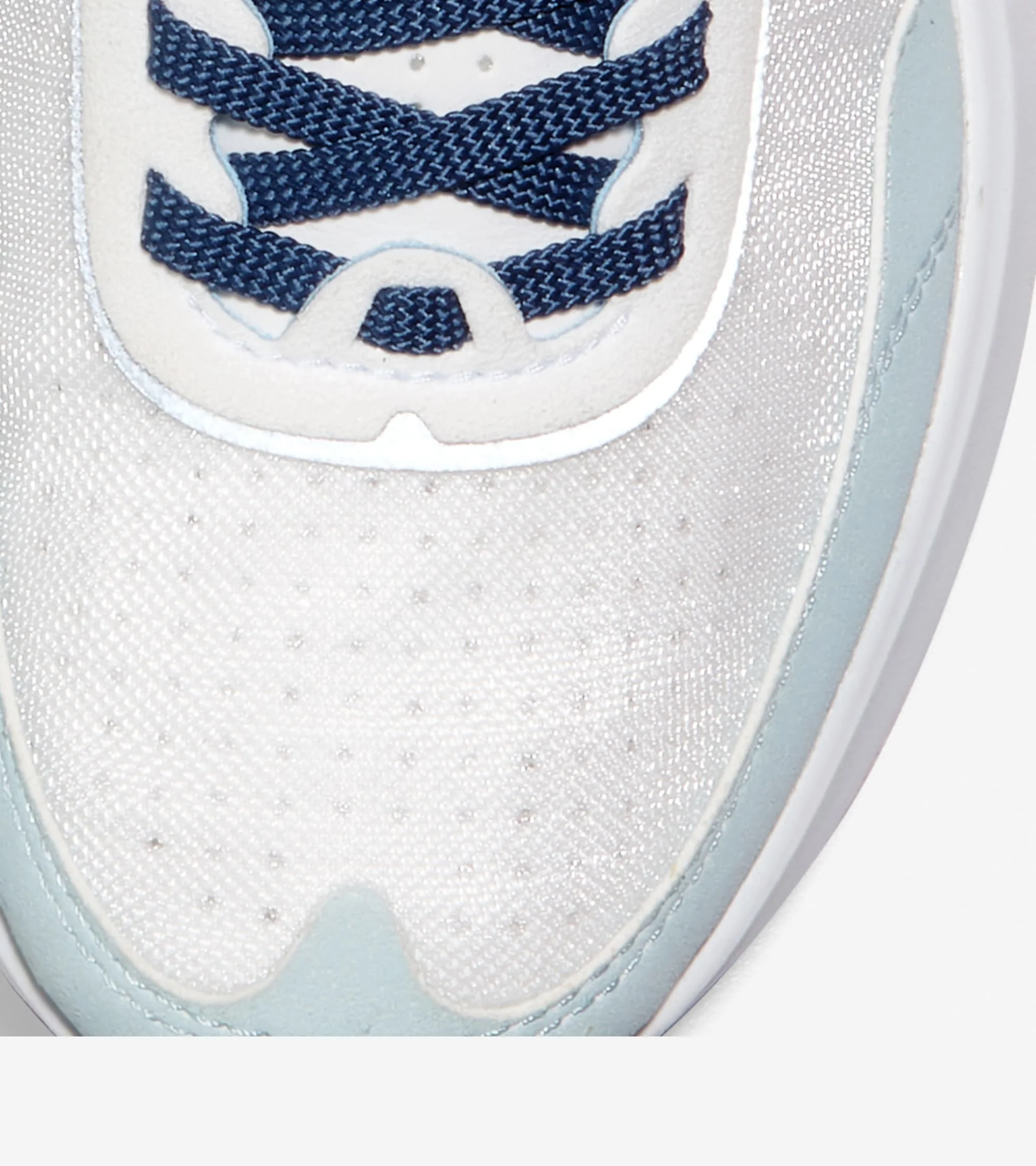 Mujer  ZERØGRAND Outpace 3 Running Shoe - Image 9