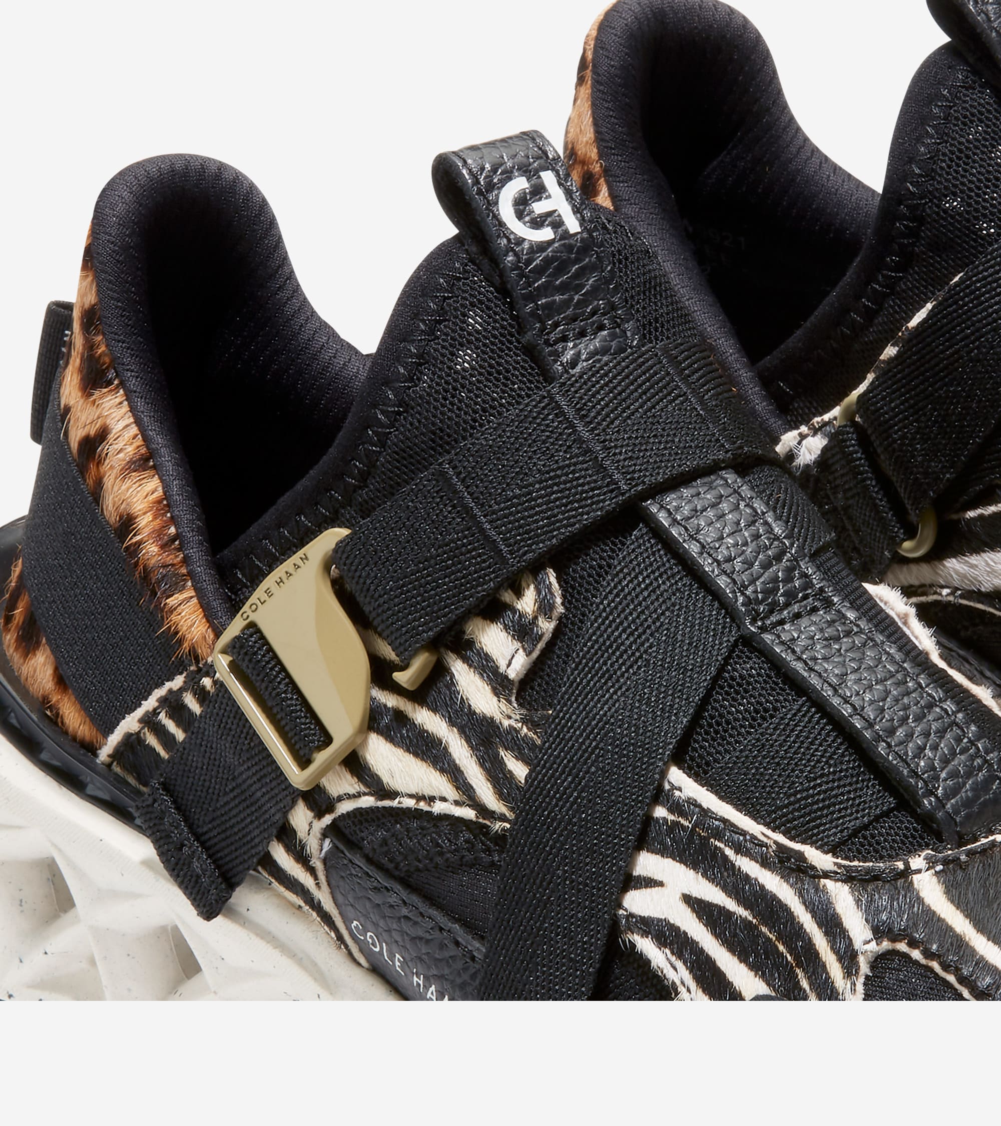 Mujer  5.ZERØGRAND Monk Strap Running Shoe - Image 8